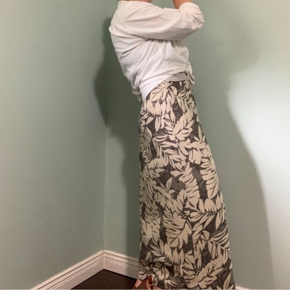 VINTAGE tropical print maxi skirt - Picture 7 of 11